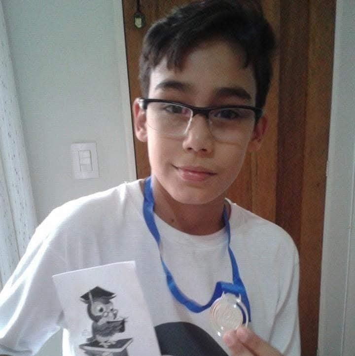 Guilherme premiado pela Fundação Bradesco