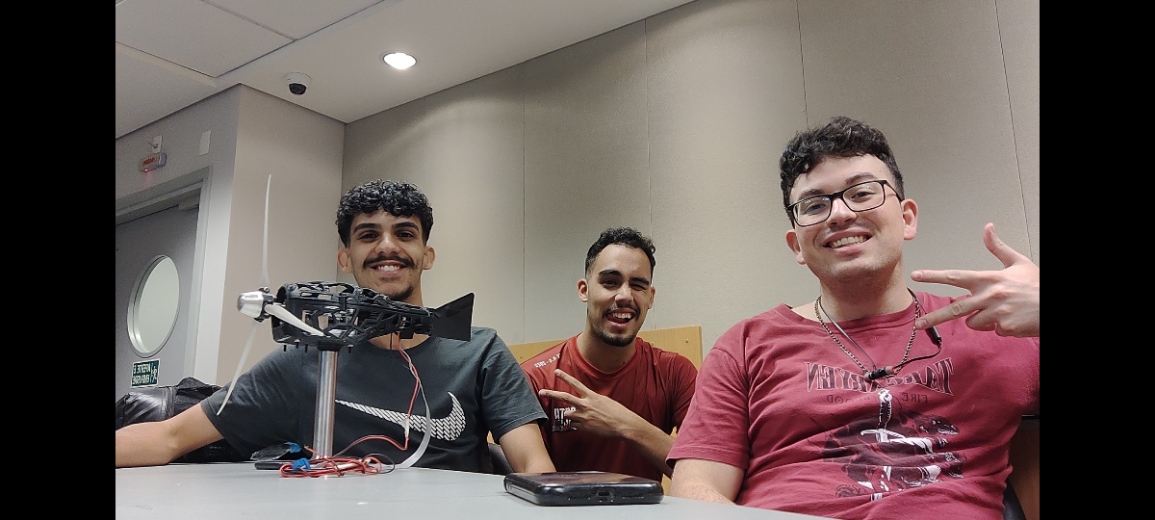 Mini turbina eólica em protótipo